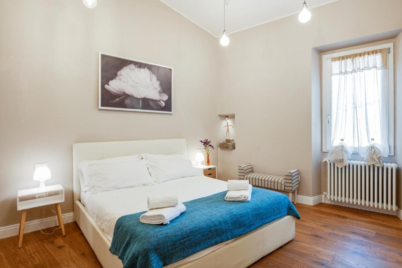 Palazzo Pitti & Ponte Vecchio Cozy Flat Apartment ฟลอเรนซ์ ภายนอก รูปภาพ