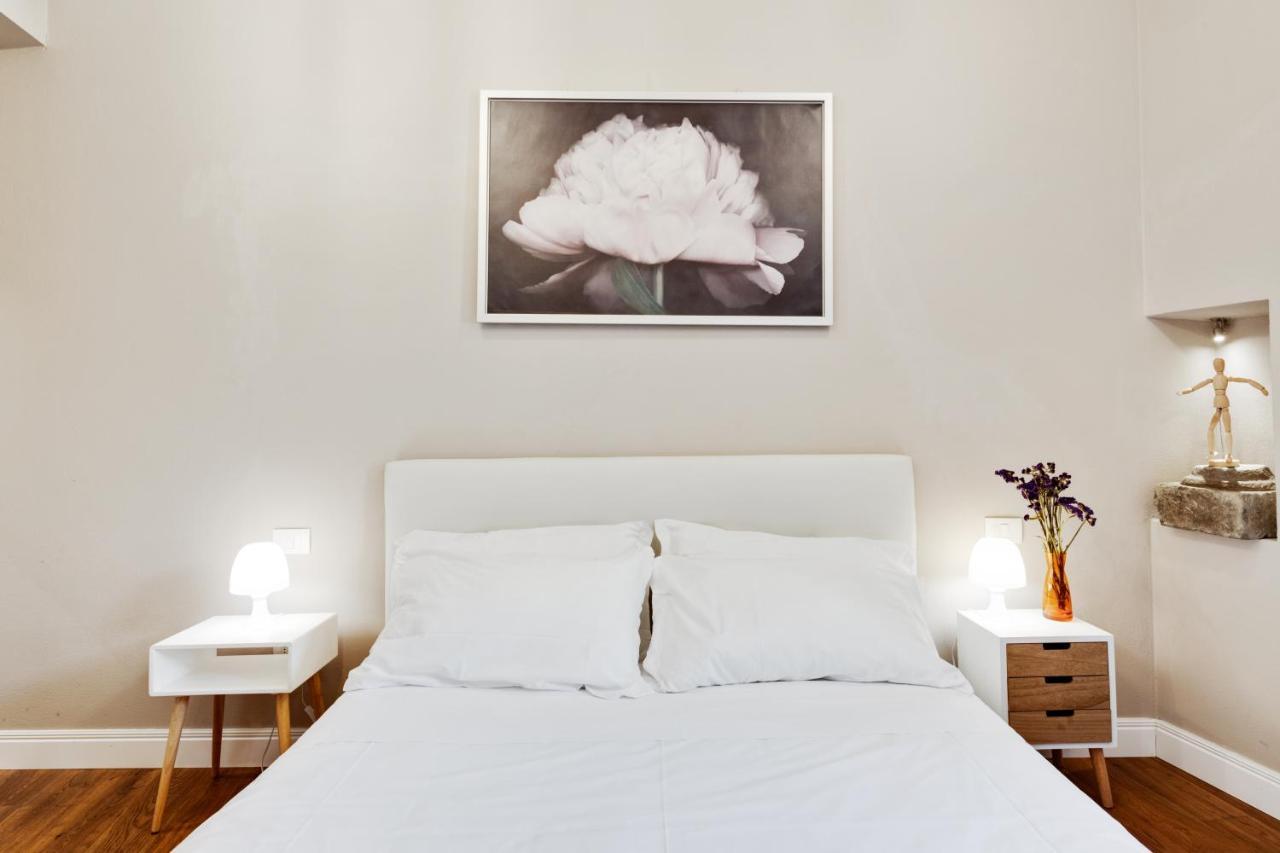 Palazzo Pitti & Ponte Vecchio Cozy Flat Apartment ฟลอเรนซ์ ภายนอก รูปภาพ