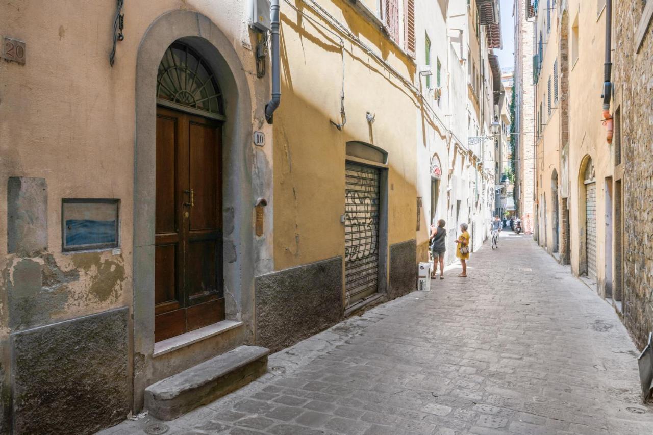 Palazzo Pitti & Ponte Vecchio Cozy Flat Apartment ฟลอเรนซ์ ภายนอก รูปภาพ